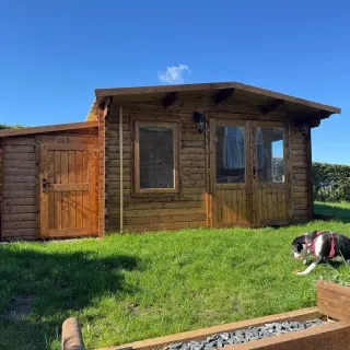 Summerhouse build project in Falkirk